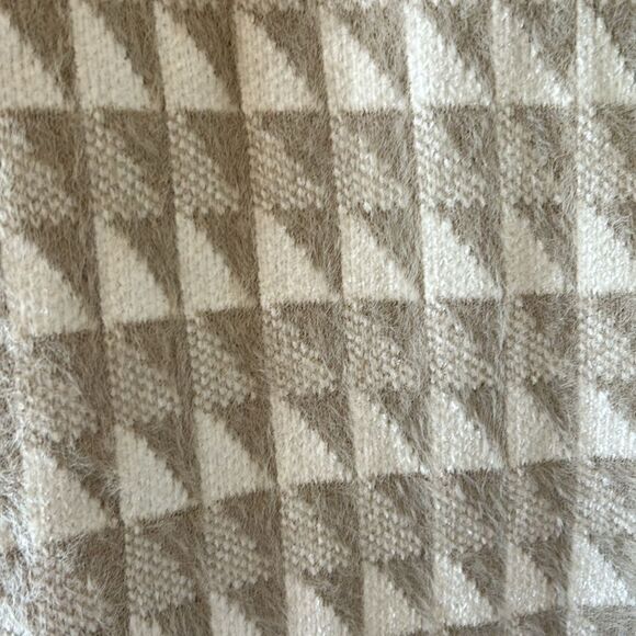 NEW Joie Tan And Cream Sweater Vest - Picture 4 of 7